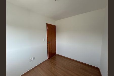 Quarto 1 de apartamento para alugar com 2 quartos, 40m² em Del Castilho, Rio de Janeiro