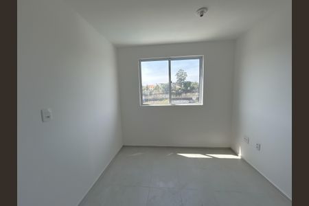 Sala de apartamento para alugar com 2 quartos, 40m² em Del Castilho, Rio de Janeiro