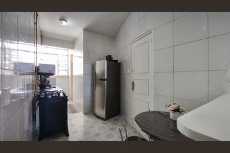Apartamento à venda com 99m², 2 quartos e 1 vagaCozinha