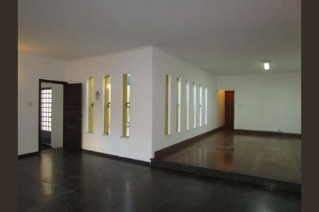 Casa à venda com 360m², 3 quartos e 3 vagasFoto 04