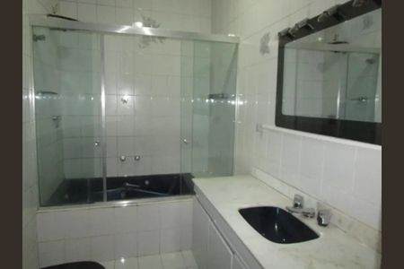 Casa à venda com 360m², 3 quartos e 3 vagas Casa à venda com 360m², 3 quartos e 3 vagasFoto 13