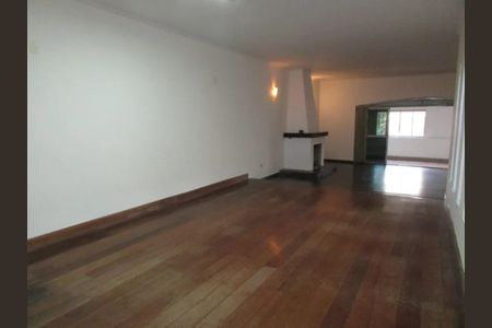 Casa à venda com 360m², 3 quartos e 3 vagasFoto 01