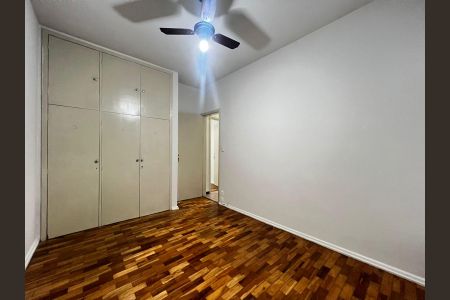 Apartamento à venda com 130m², 3 quartos e 1 vaga