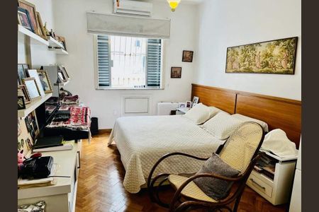 Apartamento à venda com 248m², 4 quartos e 1 vaga