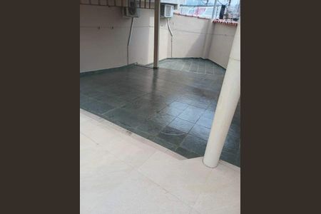Casa à venda com 173m², 2 quartos e 2 vagas