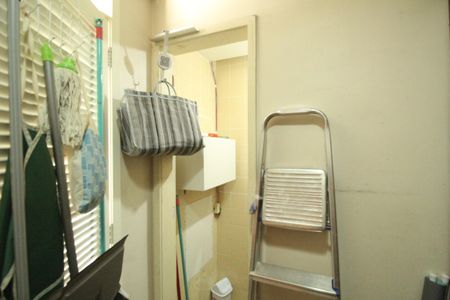 Apartamento à venda com 107m², 3 quartos e 1 vagaÁrea de serviço - Quarto