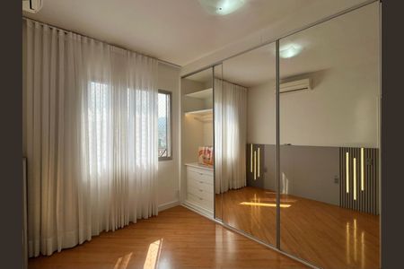 Apartamento à venda com 107m², 3 quartos e 1 vagaSuíte