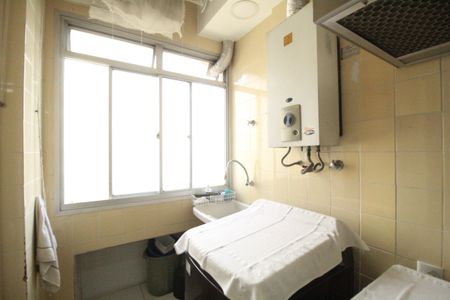 Apartamento à venda com 107m², 3 quartos e 1 vagaÁrea de serviço