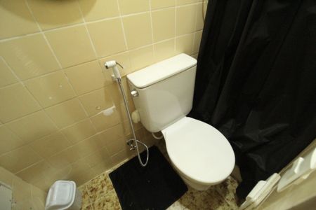 Apartamento à venda com 107m², 3 quartos e 1 vagaÁrea de serviço - Banheiro