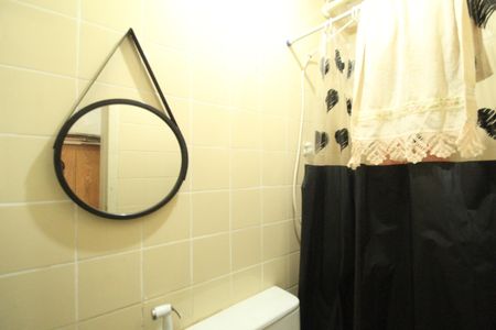 Apartamento à venda com 107m², 3 quartos e 1 vagaÁrea de serviço - Banheiro