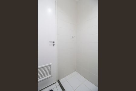 Apartamento à venda com 76m², 2 quartos e 1 vaga Apartamento à venda com 76m², 2 quartos e 1 vagaBanheiro de serviço