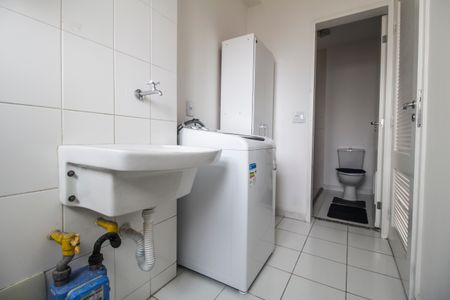 Apartamento à venda com 76m², 2 quartos e 1 vaga Apartamento à venda com 76m², 2 quartos e 1 vagaÁrea de Serviço