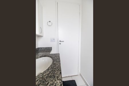 Apartamento à venda com 76m², 2 quartos e 1 vaga Apartamento à venda com 76m², 2 quartos e 1 vagaBanheiro da Suíte