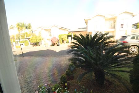 Casa de condomínio à venda com 200m², 3 quartos e 4 vagasSala - Vista