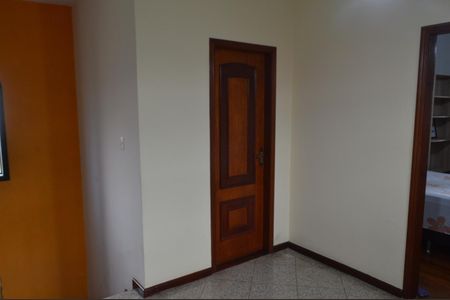 Casa à venda com 219m², 3 quartos e 3 vagas Casa à venda com 219m², 3 quartos e 3 vagasSala 2