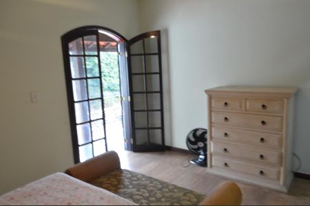 Casa à venda com 219m², 3 quartos e 3 vagas Casa à venda com 219m², 3 quartos e 3 vagasSuíte 1