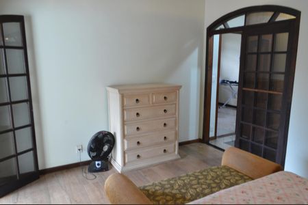 Casa à venda com 219m², 3 quartos e 3 vagas Casa à venda com 219m², 3 quartos e 3 vagasSuíte 1