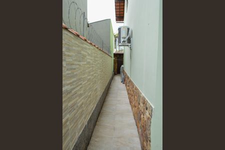 Casa à venda com 219m², 3 quartos e 3 vagas Casa à venda com 219m², 3 quartos e 3 vagasCorredor