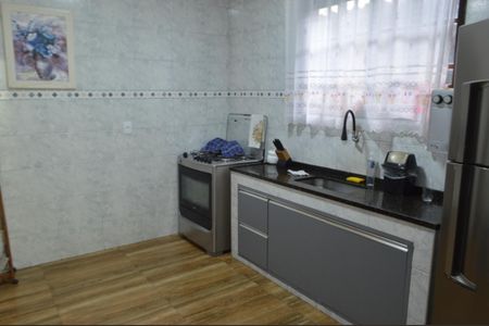 Casa à venda com 219m², 3 quartos e 3 vagas Casa à venda com 219m², 3 quartos e 3 vagasCozinha