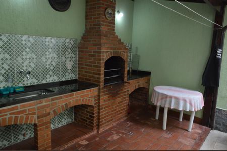 Casa à venda com 219m², 3 quartos e 3 vagas Casa à venda com 219m², 3 quartos e 3 vagasÁrea Gourmet