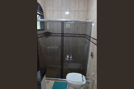 Casa à venda com 219m², 3 quartos e 3 vagas Casa à venda com 219m², 3 quartos e 3 vagasBanheiro da Suíte 1