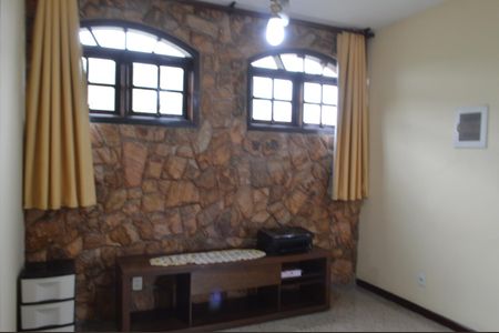 Casa à venda com 219m², 3 quartos e 3 vagas Casa à venda com 219m², 3 quartos e 3 vagasSala 2