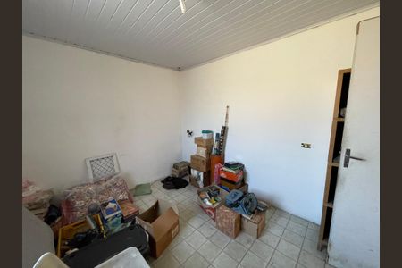 Casa à venda com 170m², 4 quartos e 4 vagas Casa à venda com 170m², 4 quartos e 4 vagasQuarto 1