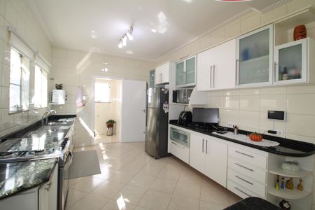 Casa à venda com 230m², 3 quartos e 5 vagasCozinha
