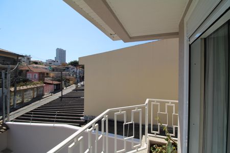 Casa à venda com 230m², 3 quartos e 5 vagasQuarto  - Varanda