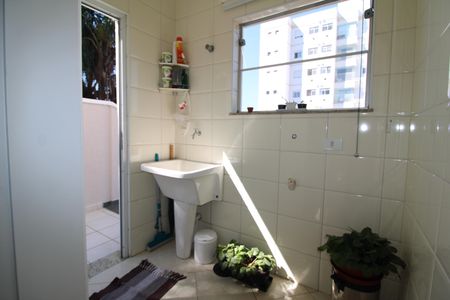 Casa à venda com 230m², 3 quartos e 5 vagasÁrea de Serviço