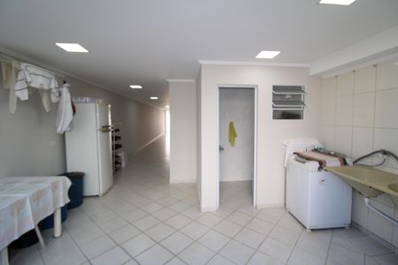 Casa à venda com 230m², 3 quartos e 5 vagasÁrea de Serviço