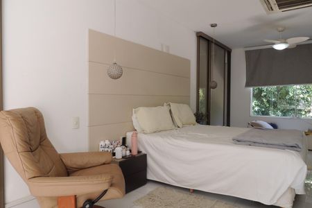 Casa de condomínio para alugar com 600m², 4 quartos e 2 vagasQuarto 1 - Suíte