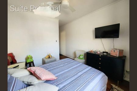 Casa à venda com 195m², 4 quartos e 4 vagas