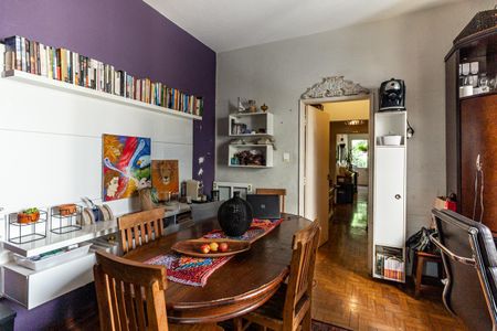 Apartamento à venda com 125m², 2 quartos e 1 vaga Apartamento à venda com 125m², 2 quartos e 1 vagaCopa