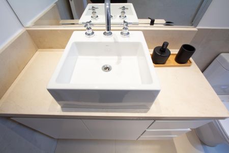 Apartamento à venda com 275m², 3 quartos e 5 vagas Apartamento à venda com 275m², 3 quartos e 5 vagasBanheiro da Suíte 2