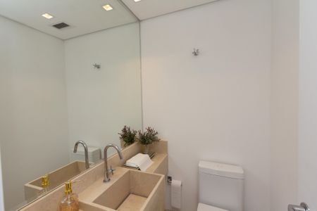 Apartamento à venda com 275m², 3 quartos e 5 vagas Apartamento à venda com 275m², 3 quartos e 5 vagasLavabo