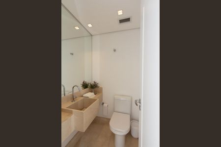 Apartamento à venda com 275m², 3 quartos e 5 vagas Apartamento à venda com 275m², 3 quartos e 5 vagasLavabo