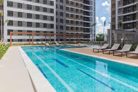 Apartamento à venda com 44m², 2 quartos e 1 vaga Apartamento à venda com 44m², 2 quartos e 1 vagaÁrea comum - Piscina
