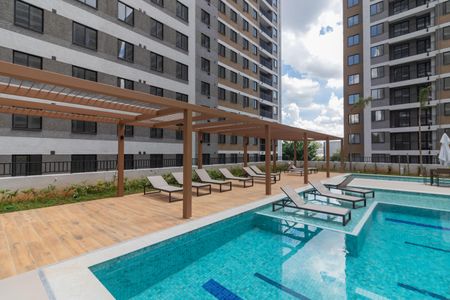 Apartamento à venda com 44m², 2 quartos e 1 vaga Apartamento à venda com 44m², 2 quartos e 1 vagaÁrea comum - Piscina