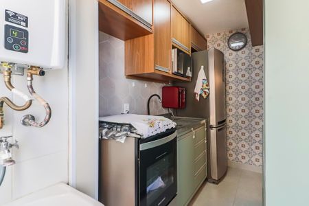 Apartamento à venda com 44m², 2 quartos e 1 vaga Apartamento à venda com 44m², 2 quartos e 1 vagaCozinha e Área de Serviço