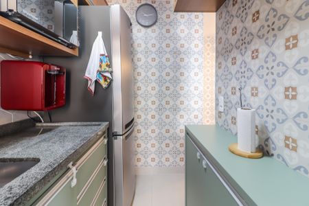 Apartamento à venda com 44m², 2 quartos e 1 vaga Apartamento à venda com 44m², 2 quartos e 1 vagaCozinha e Área de Serviço