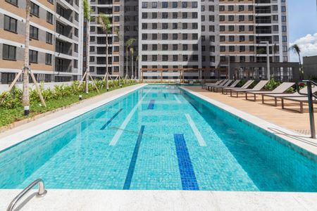 Apartamento à venda com 44m², 2 quartos e 1 vaga Apartamento à venda com 44m², 2 quartos e 1 vagaÁrea comum - Piscina