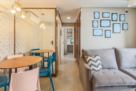 Apartamento à venda com 44m², 2 quartos e 1 vaga Apartamento à venda com 44m², 2 quartos e 1 vagaSala