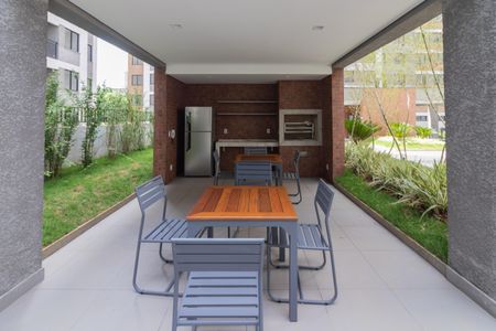 Apartamento à venda com 44m², 2 quartos e 1 vaga Apartamento à venda com 44m², 2 quartos e 1 vagaÁrea comum - Churrasqueira