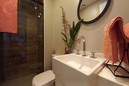 Apartamento para alugar com 107m², 2 quartos e 2 vagas Apartamento para alugar com 107m², 2 quartos e 2 vagasBanheiro Social