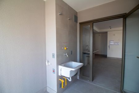 Apartamento à venda com 136m², 3 quartos e 2 vagas Apartamento à venda com 136m², 3 quartos e 2 vagasÁrea de Serviço
