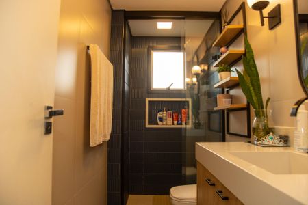 Apartamento à venda com 170m², 4 quartos e 2 vagas Apartamento à venda com 170m², 4 quartos e 2 vagasBanheiro Social