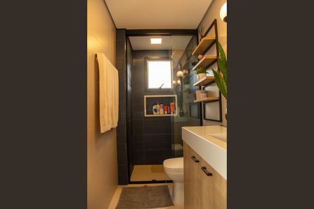 Apartamento à venda com 170m², 4 quartos e 2 vagas Apartamento à venda com 170m², 4 quartos e 2 vagasBanheiro Social