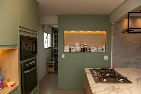 Apartamento à venda com 170m², 4 quartos e 2 vagas Apartamento à venda com 170m², 4 quartos e 2 vagasCozinha