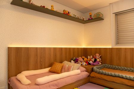 Apartamento à venda com 170m², 4 quartos e 2 vagas Apartamento à venda com 170m², 4 quartos e 2 vagasQuarto 1